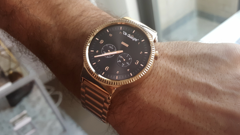 Illustration for article titled The Huawei Watch Is Luxury-Class But a Bit Too Bulky
